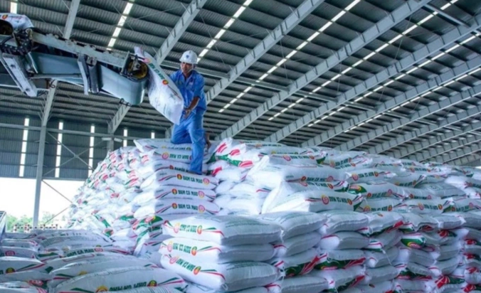 Giá phân bón, thức ăn chăn nuôi tăng cao